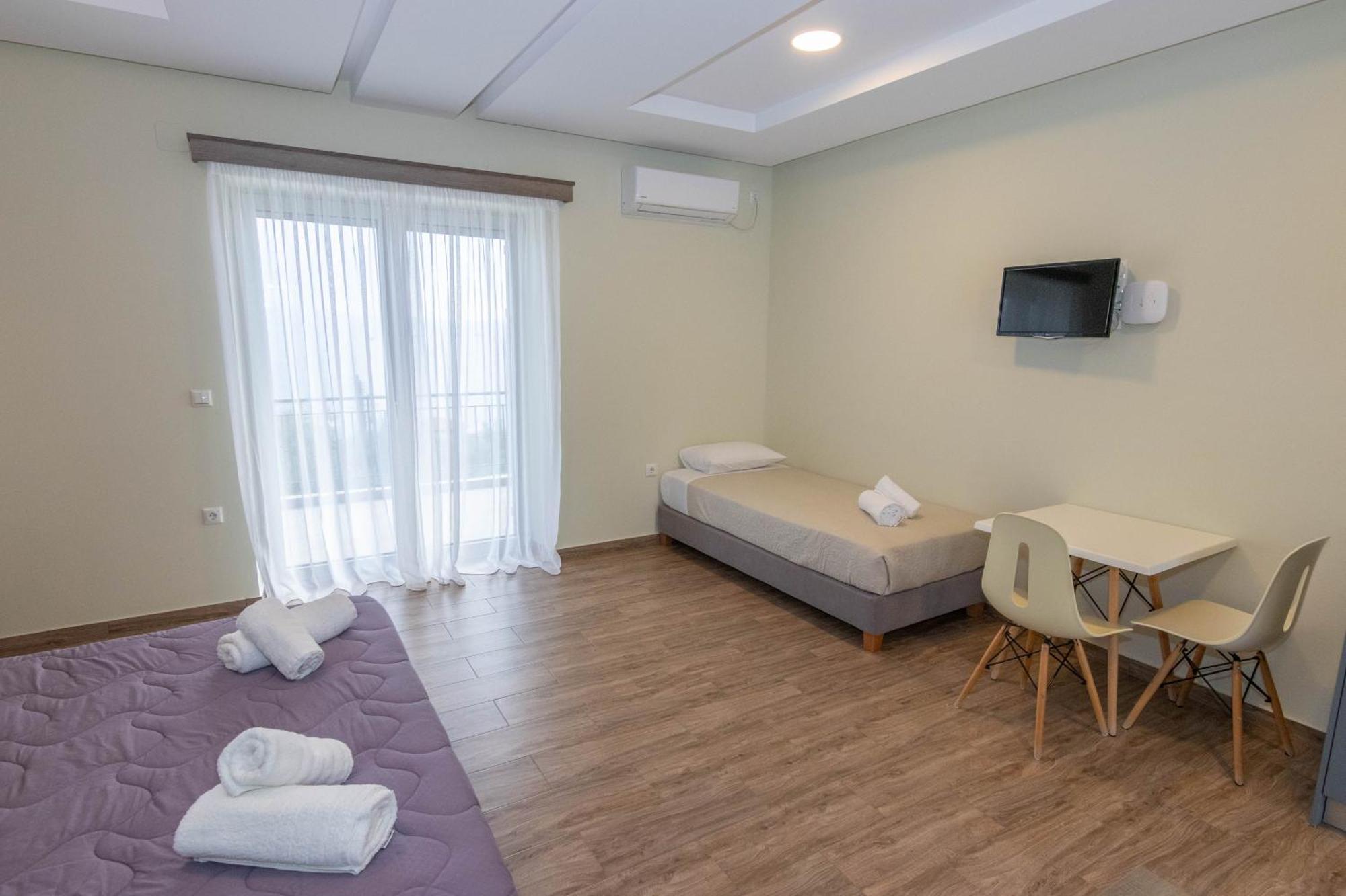 Verga'S Apartments Kalamata Habitación foto